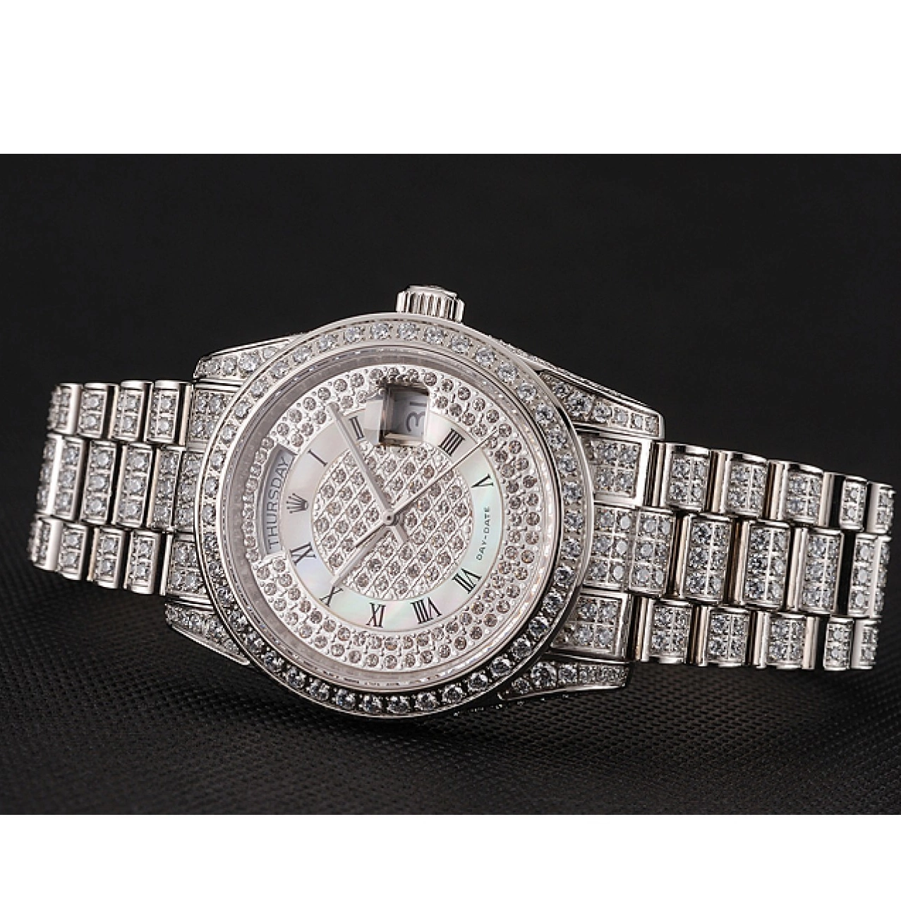 AAA Replica Watches Diamond Diamond Case Rolex Bracelet Diamond Dial Swiss Day-Date 1453950 Pave 0711